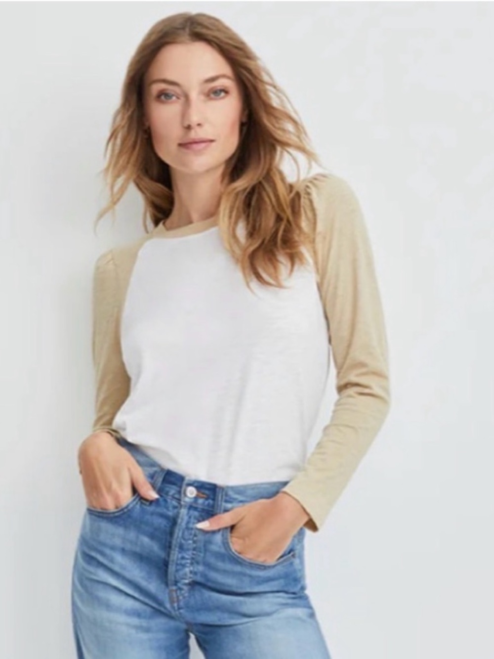 NWT Veronica Beard Mason baseball tee shirt in tan & white - women’s medium